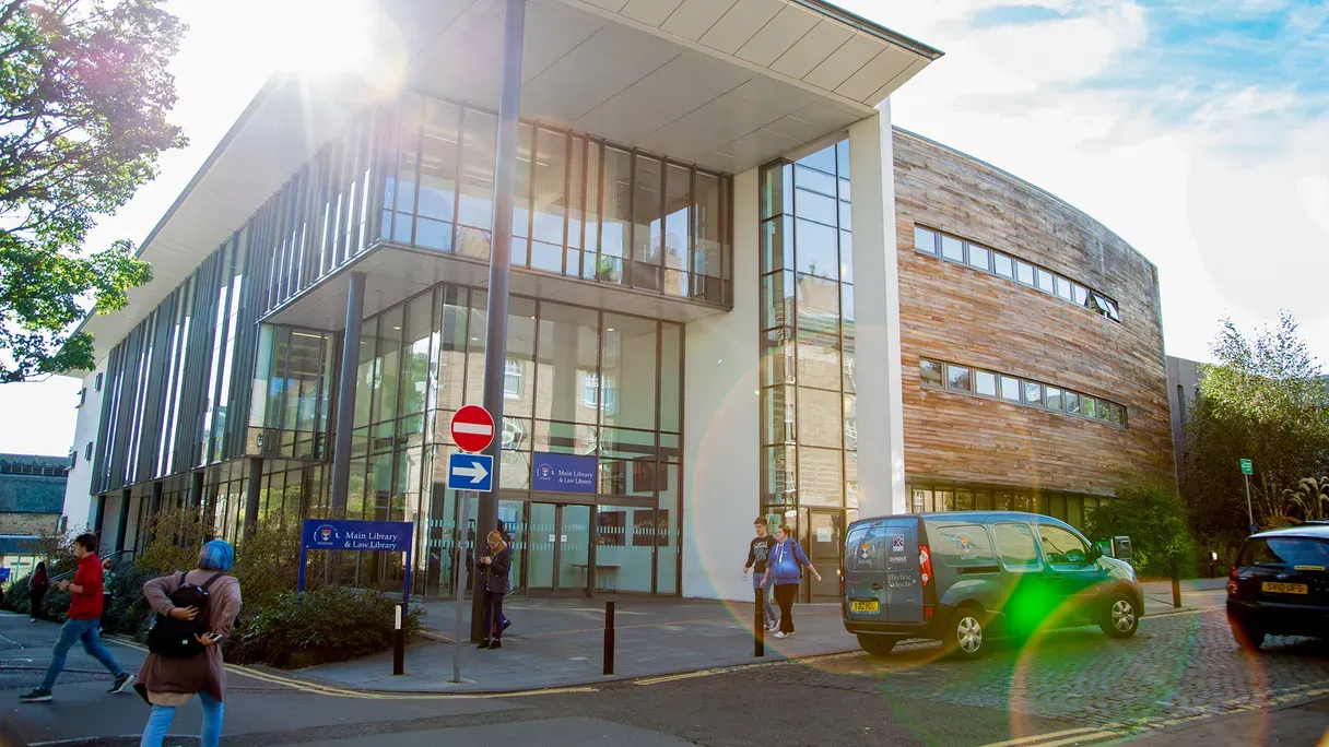 Library of Dundee in Dundee